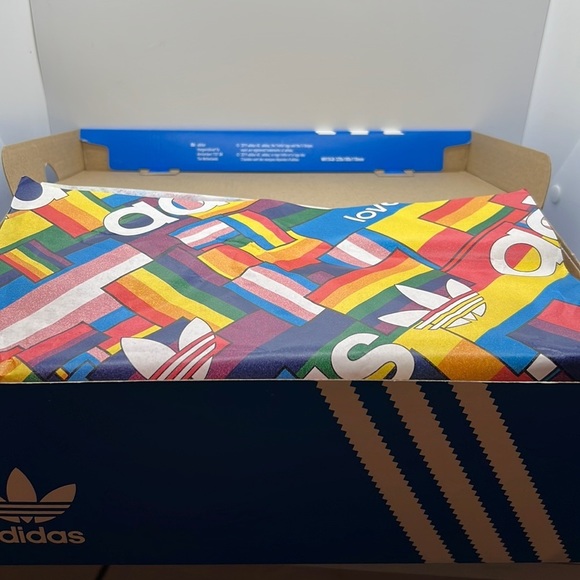 NEW w/Box Adidas Special Edition Stan Smith Pride FY9021 Tennis Shoes - Picture 16 of 16